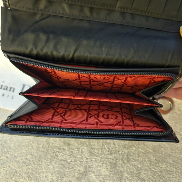 NWOT Christian Dior wallet in protective fabric bag - Picture 5 of 6